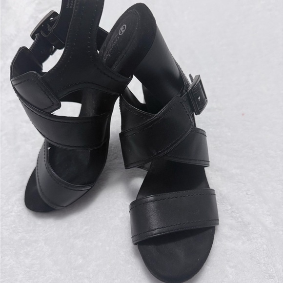 Giani Bernini Shoes - Giani Bernini Black Strappy Heels